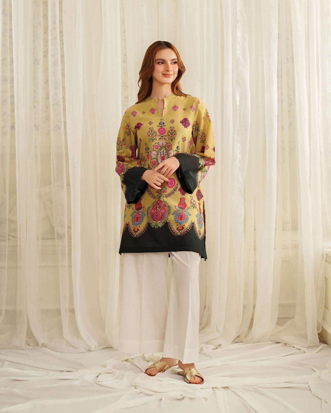 Design Code : ZCC 0011 - FARSHI CORDSET